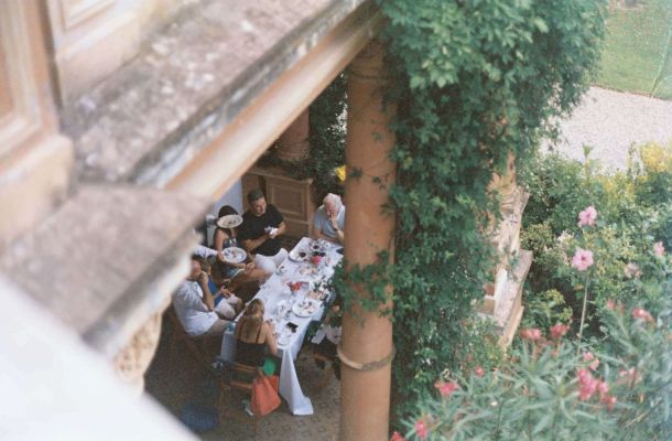 Host the Perfect Garden Gathering: DIY Tips for Outdoor Entertaining